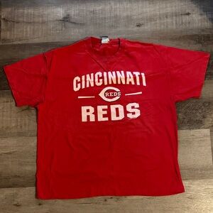 Cincinnati Reds Men's Red Graphic T-Shirt
